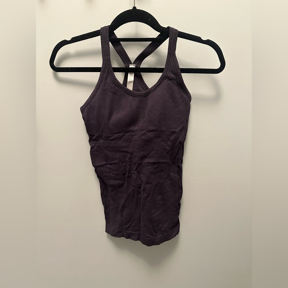 Lululemon Ebb to street tank. Size 4. Dark purple. GUC